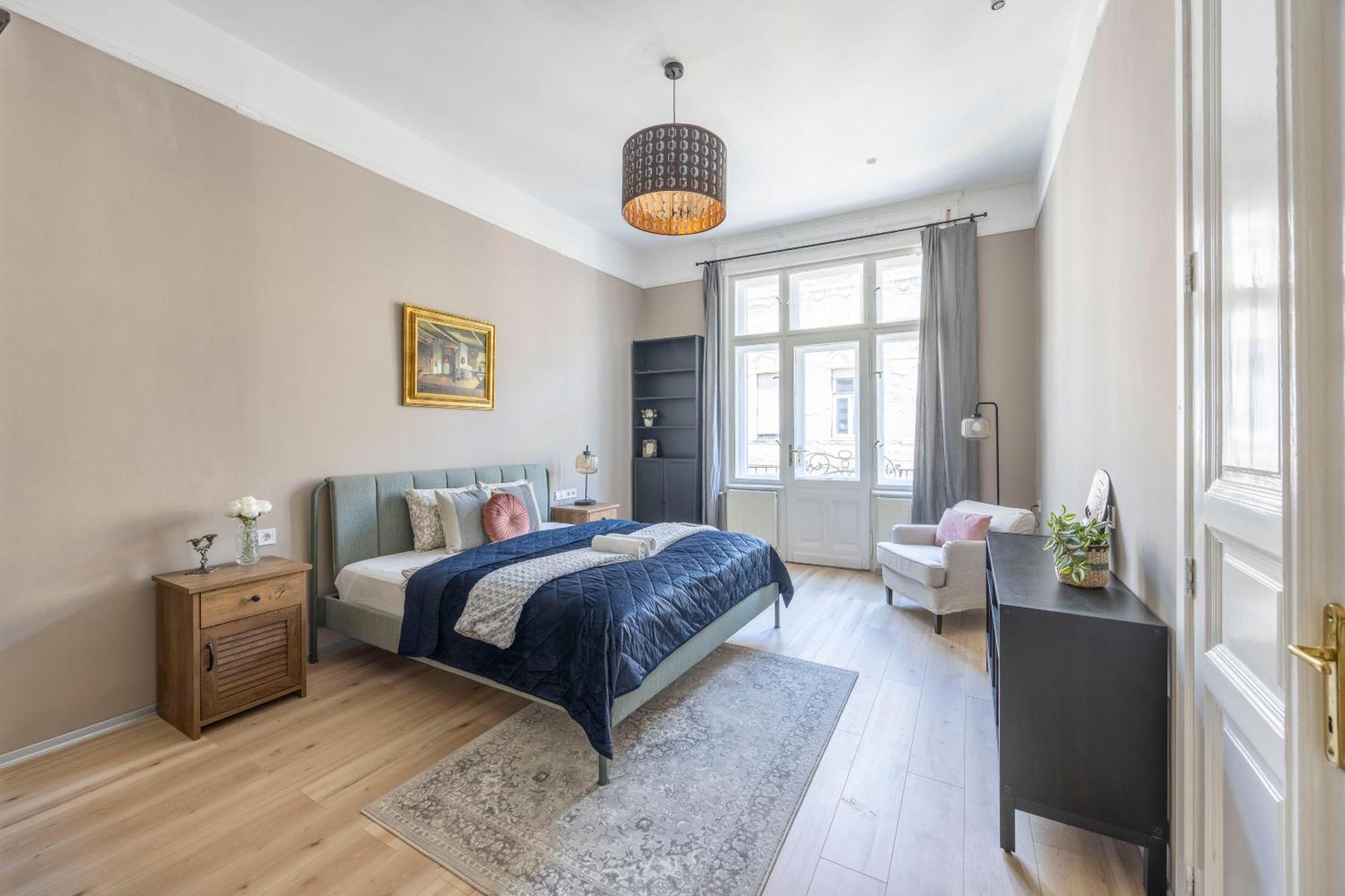 Charming Central Dream Home & Retreat By Prestige Homes ブダペスト エクステリア 写真