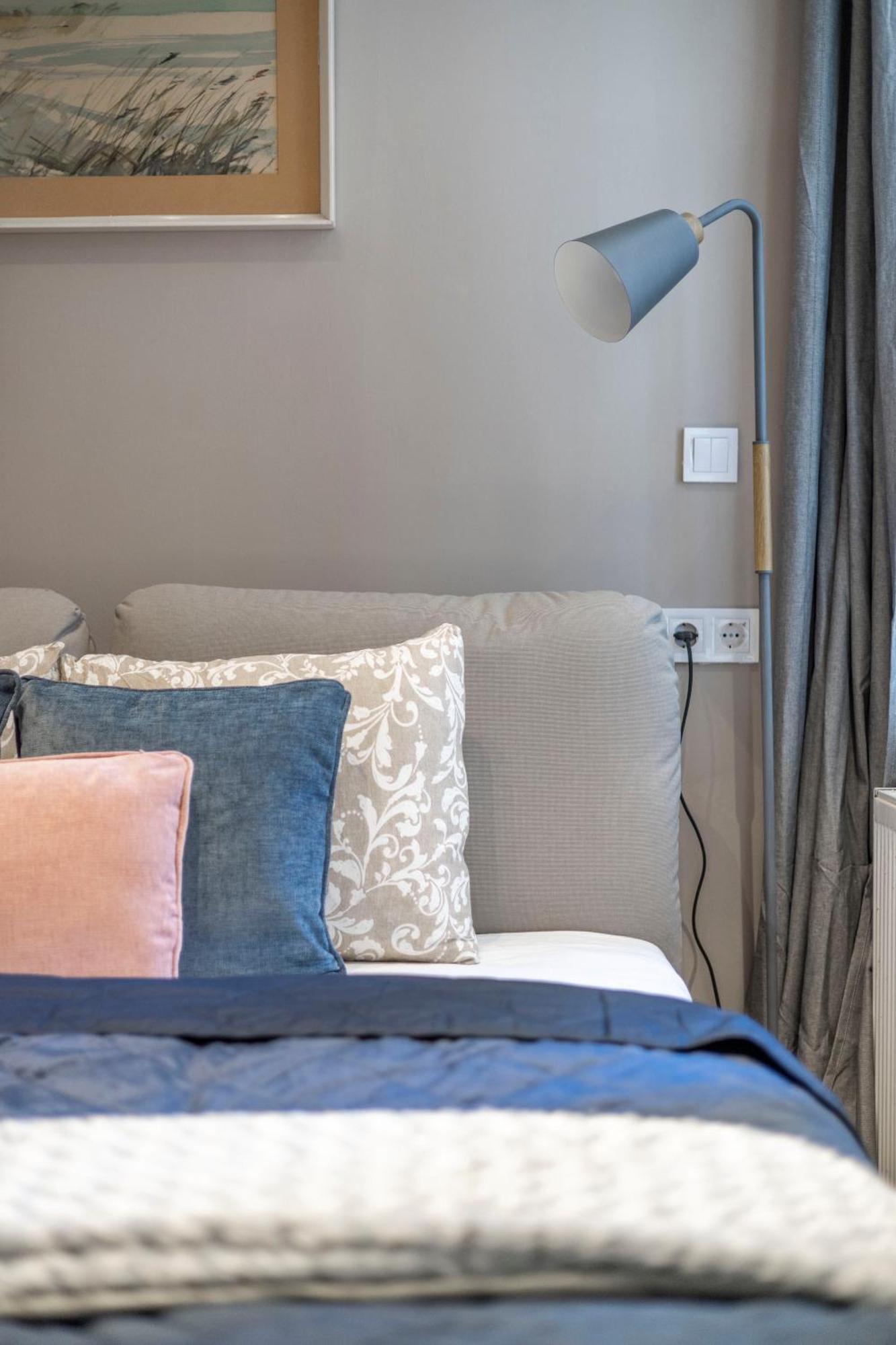 Charming Central Dream Home & Retreat By Prestige Homes ブダペスト エクステリア 写真